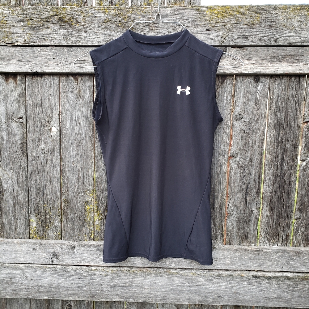 Under Armour black sleeveless athletic muscle shirt sz medium in great condition